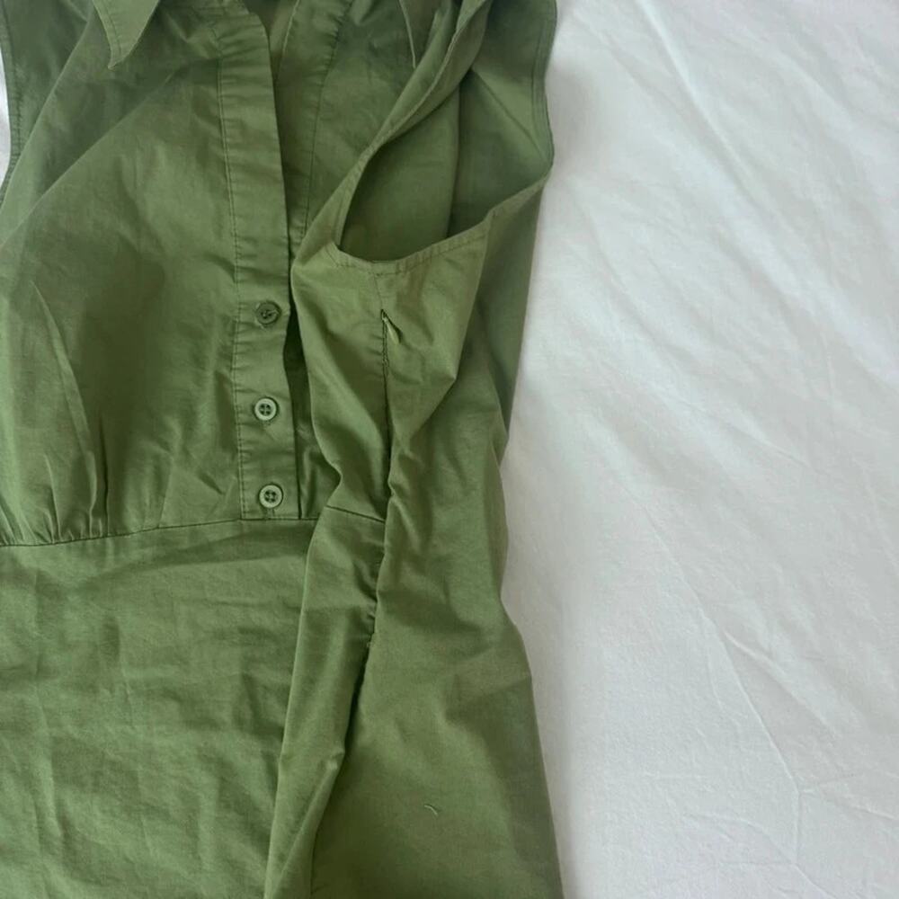 Y2K Button Tank‎ - Picture 5 of 5